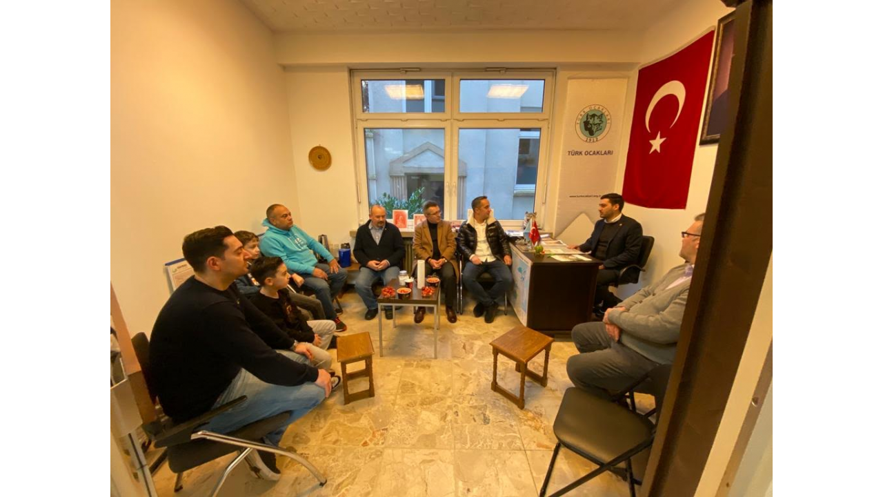 Almanya Türk Ocağı Şubesi Yıl sonu kahvaltı etkinliği